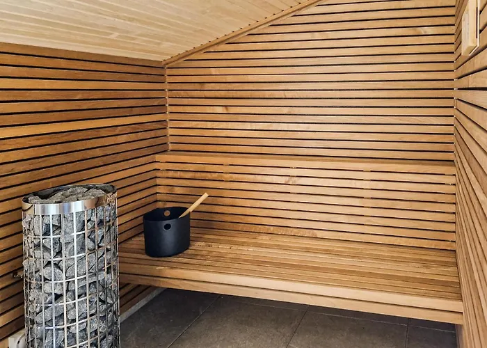 Дом отдыха Amazing In With Sauna