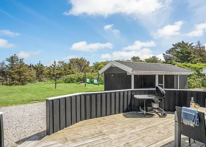 Дом отдыха Amazing In With Sauna Йёрринг